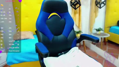 nahomy online show from January 29, 2025, 4:41 pm