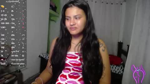 nahomy online show from November 8, 2025, 5:51 am