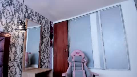 Snapshot of vick_daves chatting on March 4, 2025, 5:24 pm vick_daves online show from March 4, 2025, 5:24 pm