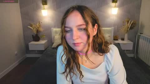 Snapshot of vicki_milles chatting on May 11, 2026, 9:04 am vicki_milles online show from May 11, 2026, 9:04 am