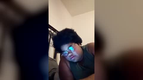 Snapshot of vickiryder56 chatting on August 9, 2026, 3:23 am vickiryder56 online show from August 9, 2026, 3:23 am