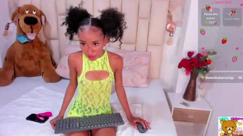 Snapshot of vicky_castillo chatting on May 31, 2026, 3:36 am Vicky Castillo online show from May 31, 2026, 3:36 am
