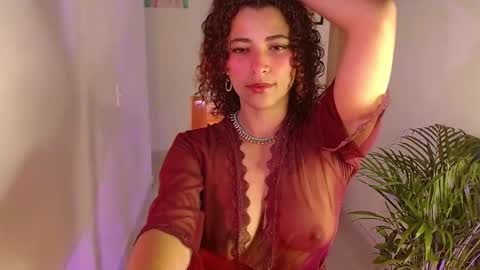 Snapshot of vicky_crazy chatting on February 1, 2025, 5:58 pm Vicky online show from February 1, 2025, 5:58 pm