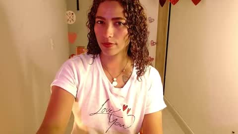 Snapshot of vicky_crazy chatting on February 12, 2025, 12:48 am Vicky online show from February 12, 2025, 12:48 am
