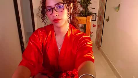 Snapshot of vicky_crazy chatting on March 6, 2025, 5:22 pm Vicky online show from March 6, 2025, 5:22 pm
