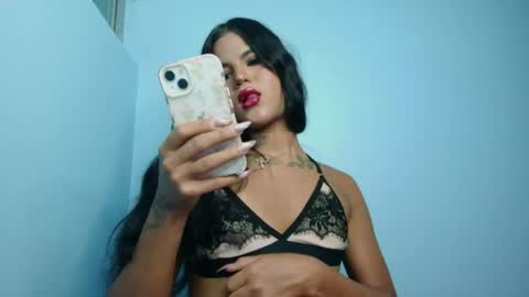 Snapshot of vicky_diamond09 chatting on May 8, 2026, 1:11 am Victoria online show from May 8, 2026, 1:11 am