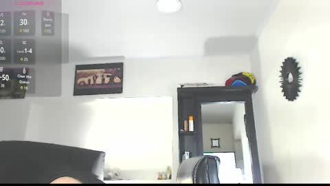 Vicky  online show from October 31, 2025, 11:00 am