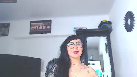 Vicky  online show from July 9, 2026, 11:03 am