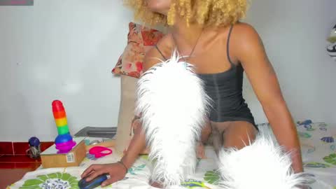 Snapshot of vicky_hotteei chatting on October 8, 2025, 2:20 am vicky manuela online show from October 8, 2025, 2:20 am