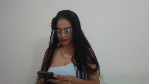 Snapshot of vicky_madame chatting on October 4, 2025, 2:42 am Vicky online show from October 4, 2025, 2:42 am