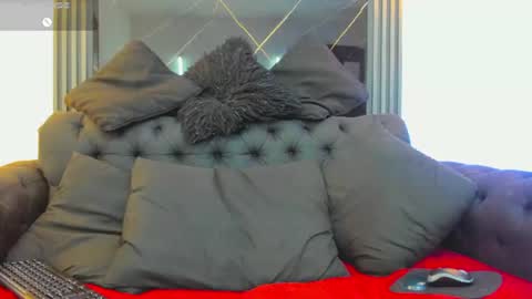 Snapshot of vickyjohnson1 chatting on June 19, 2026, 8:12 pm Vicky online show from June 19, 2026, 8:12 pm