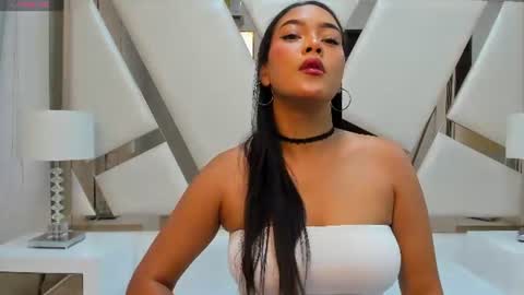 vickyruizx online show from June 23, 2026, 12:36 pm