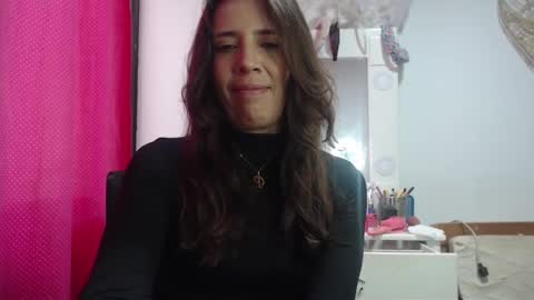 Snapshot of victoria25_meester chatting on January 23, 2025, 3:11 pm Hi guys Im victoria Be the one who can control me in PVT online show from January 23, 2025, 3:11 pm