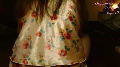 Snapshot of victoria97 chatting on November 27, 2025, 9:39 pm Victoria97 online show from November 27, 2025, 9:39 pm