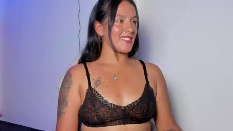 Snapshot of victoria__js_ chatting on April 23, 2026, 7:27 pm Victoria online show from April 23, 2026, 7:27 pm