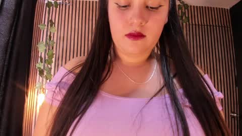 Snapshot of victoria__ponce chatting on January 15, 2025, 7:55 pm victorira online show from January 15, 2025, 7:55 pm