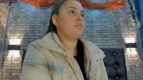 victorira online show from December 17, 2025, 6:03 pm