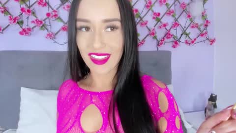 Snapshot of victoria_cooper3 chatting on February 14, 2025, 1:40 pm valentina online show from February 14, 2025, 1:40 pm