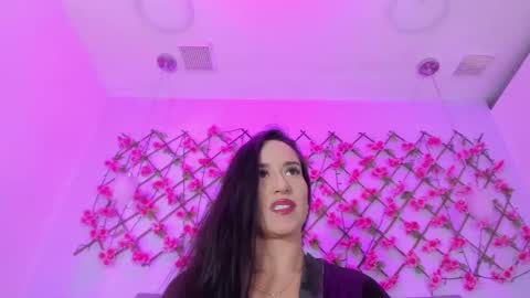 Snapshot of victoria_cooper3 chatting on March 1, 2025, 1:40 pm valentina online show from March 1, 2025, 1:40 pm