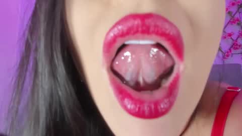 Snapshot of victoria_cooper3 chatting on March 2, 2025, 1:16 pm valentina online show from March 2, 2025, 1:16 pm