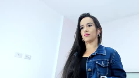 Snapshot of victoria_cooper3 chatting on October 30, 2025, 11:44 am valentina online show from October 30, 2025, 11:44 am