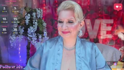 Snapshot of victoria_dior chatting on April 8, 2026, 5:35 pm diorvictoria9 online show from April 8, 2026, 5:35 pm