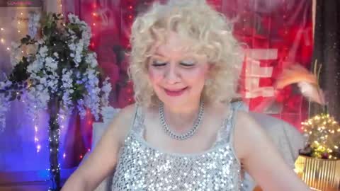 Snapshot of victoria_dior chatting on April 17, 2026, 6:44 pm diorvictoria9 online show from April 17, 2026, 6:44 pm
