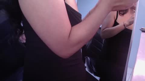 Snapshot of victoria_hernandez_t chatting on October 1, 2025, 12:55 pm Victoria online show from October 1, 2025, 12:55 pm