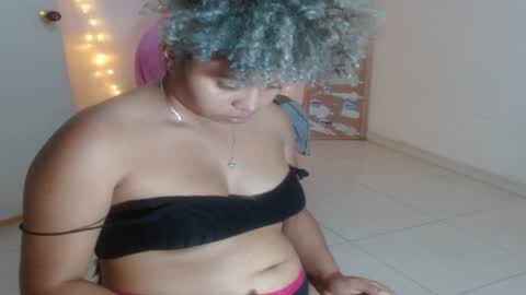 VICKY online show from December 19, 2024, 2:23 am