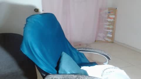 VICKY online show from January 26, 2025, 8:45 pm