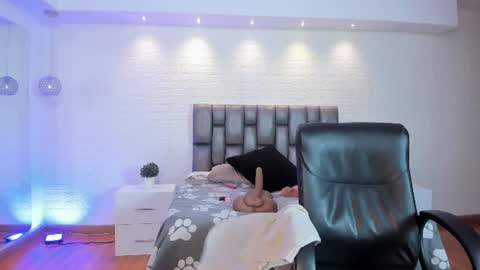 Snapshot of victoria_mooree chatting on June 30, 2026, 3:13 pm Victoria Everyday From 1400 to 2130 Col Time online show from June 30, 2026, 3:13 pm