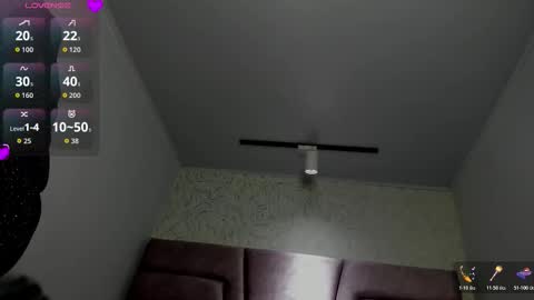 Vicky  online show from November 25, 2025, 6:24 am