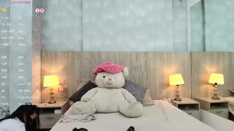 Snapshot of victoria_pachon chatting on May 1, 2026, 7:07 pm victoria_pachon online show from May 1, 2026, 7:07 pm