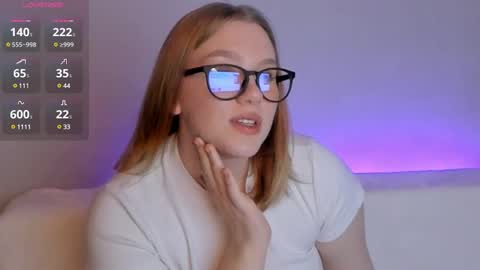 Snapshot of victoria_pum_ chatting on December 26, 2024, 7:27 pm Jessie online show from December 26, 2024, 7:27 pm