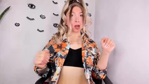 Snapshot of victoria_qq chatting on November 13, 2025, 9:58 pm D A N I online show from November 13, 2025, 9:58 pm