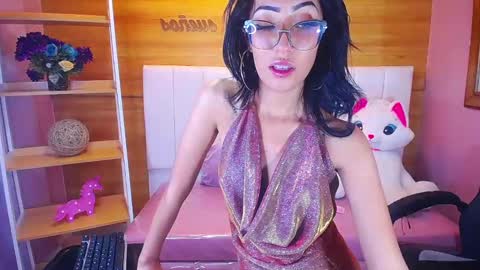 Snapshot of victoria_ricci_a chatting on February 8, 2025, 5:08 pm Victoria online show from February 8, 2025, 5:08 pm