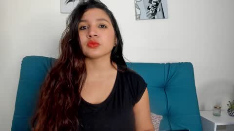 Snapshot of victoria_rossee chatting on February 16, 2026, 12:45 pm VICTORIA online show from February 16, 2026, 12:45 pm