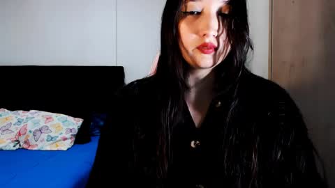 Snapshot of victoria_smile_ chatting on December 21, 2024, 7:38 pm Victoria online show from December 21, 2024, 7:38 pm