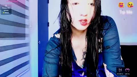 Snapshot of victoria_smile_ chatting on April 23, 2026, 9:30 am Victoria online show from April 23, 2026, 9:30 am