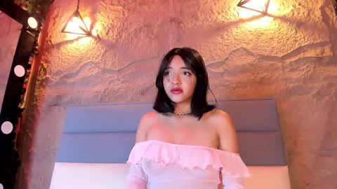 Snapshot of victoriaa2_doll chatting on September 24, 2025, 12:19 pm victoriaa2_doll online show from September 24, 2025, 12:19 pm