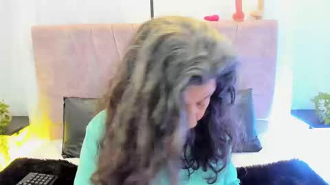 Snapshot of victoriaa_anderson_ chatting on March 17, 2026, 2:09 pm victoriaa_anderson_ online show from March 17, 2026, 2:09 pm