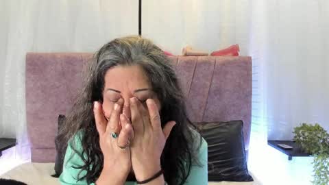 Snapshot of victoriaa_anderson_ chatting on April 9, 2026, 2:44 pm victoriaa_anderson_ online show from April 9, 2026, 2:44 pm