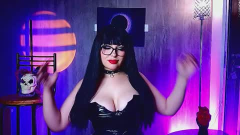 Snapshot of victoriabathory chatting on January 11, 2026, 4:39 am Tory online show from January 11, 2026, 4:39 am