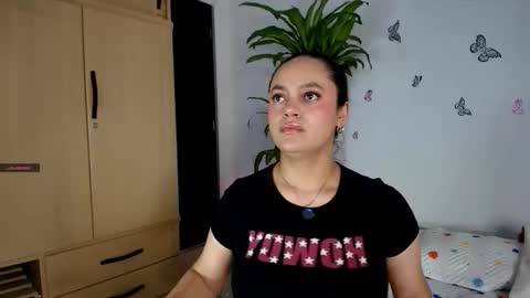 Snapshot of victoriablack_ chatting on April 14, 2026, 7:31 pm Victoria online show from April 14, 2026, 7:31 pm