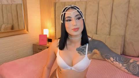 Snapshot of victoriagolden chatting on October 28, 2025, 8:22 pm VICTORIA online show from October 28, 2025, 8:22 pm