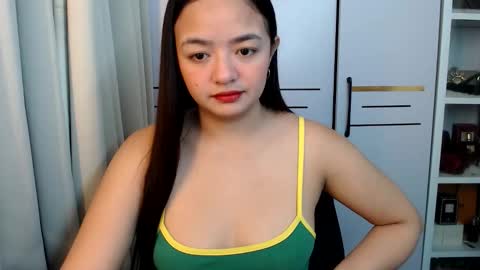 Snapshot of victoriaharper2 chatting on March 26, 2026, 6:19 am Victoria Harper online show from March 26, 2026, 6:19 am