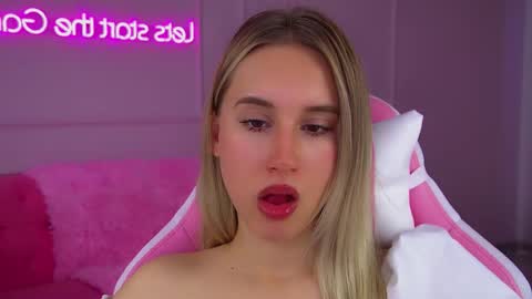 Victoria online show from September 27, 2025, 6:51 am