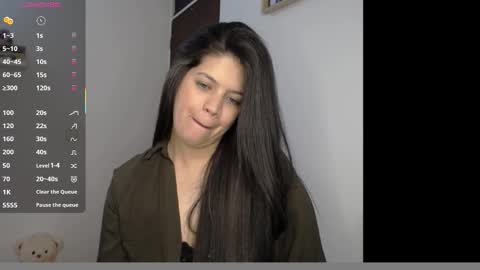 Snapshot of victorialg chatting on November 6, 2025, 7:48 pm victorialg online show from November 6, 2025, 7:48 pm