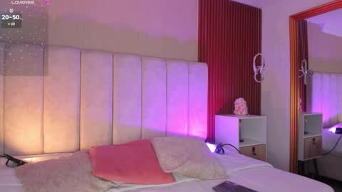 Maria Victoria online show from December 5, 2025, 11:30 am