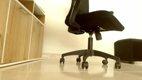 Snapshot of victoriarobertss chatting on February 27, 2026, 5:46 pm Victoria online show from February 27, 2026, 5:46 pm